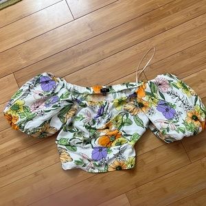 Astr crop puff sleeve top. Worn once.